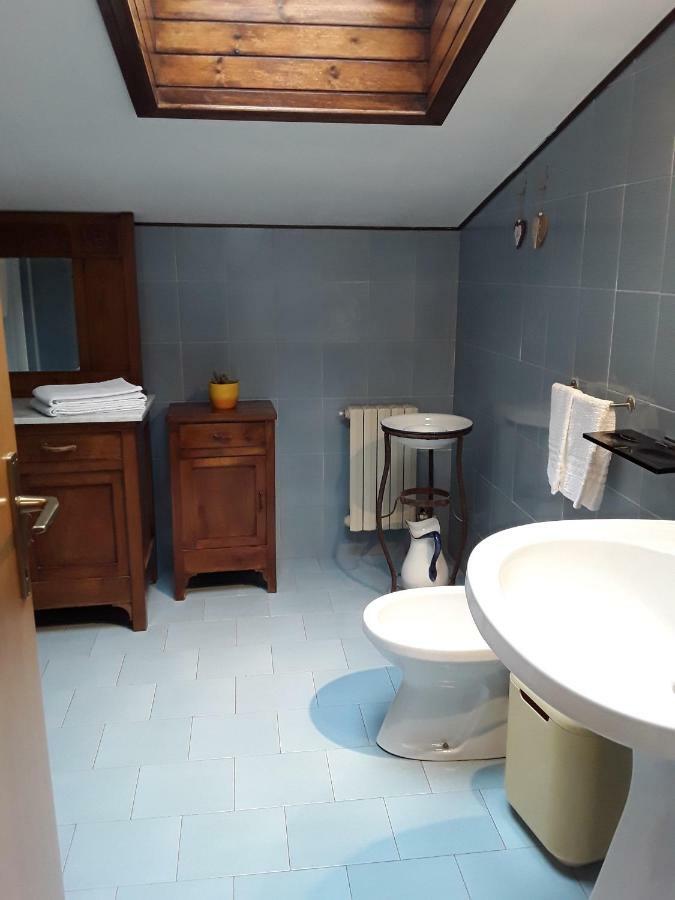 مالتشيزينيه Camere Porto Vecchio Con Parcheggio A Pochi Passi Dal Castello المظهر الخارجي الصورة